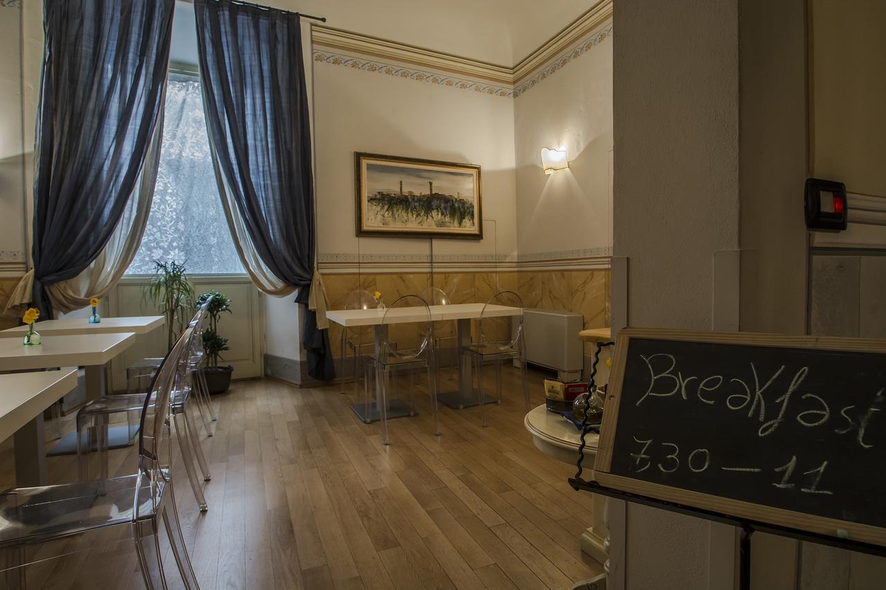 مبيت وإفطار لوكا A Palazzo Busdraghi Residenza D'Epoca الغرفة الصورة